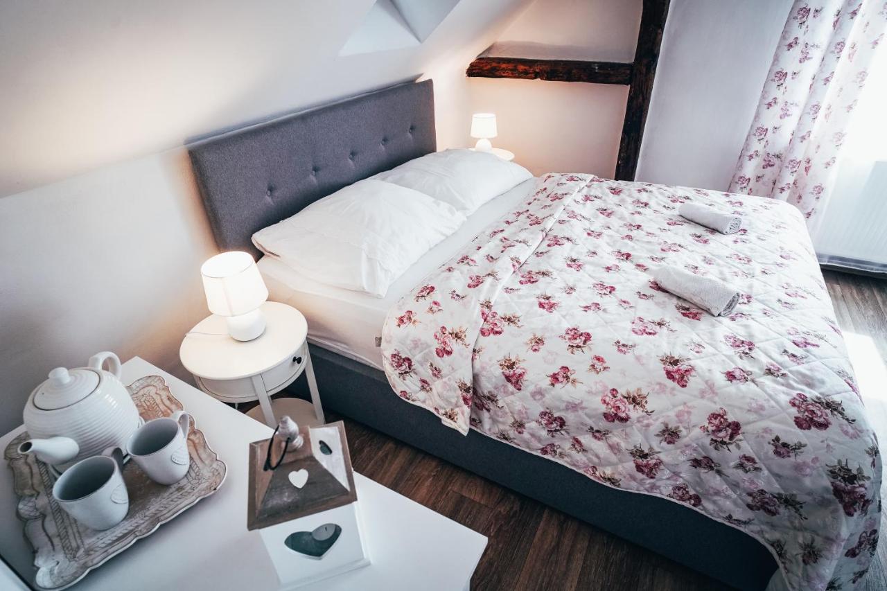 Appartement Trapani House & Camp à Ruzova Extérieur photo